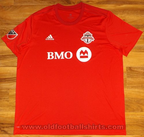 Fake & Counterfeit Shirts from all over Home baju bolasepak 2019 - 2021