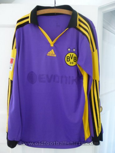 Fake & Counterfeit Shirts from all over Unknown shirt type 2010 - 2012