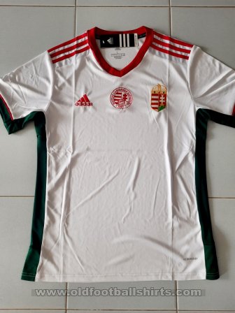 Fake & Counterfeit Shirts from all over Away football shirt 2020 - 2022
