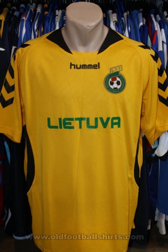 Fake & Counterfeit Shirts from all over Home football shirt 2013 - 2015