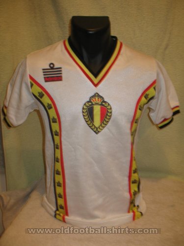 Belgium Away football shirt 1982 - 1983