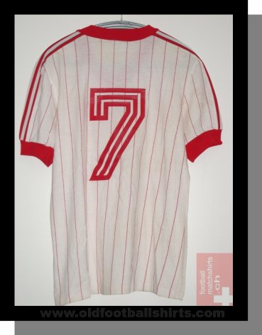 Switzerland Fora camisa de futebol 1982 - 1984