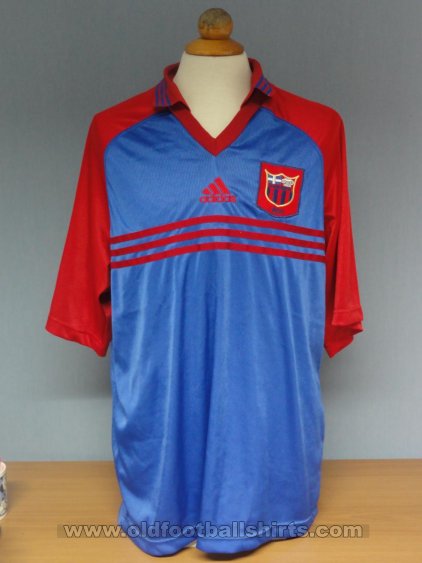 Panionios Bilinmeyen forma tipi 1998 - 1999