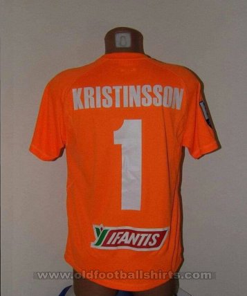 Larissa Goalkeeper football shirt 2018 - 2019