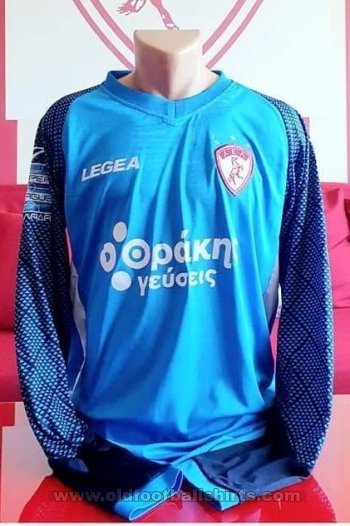 Larissa Goalkeeper football shirt 2020 - 2021