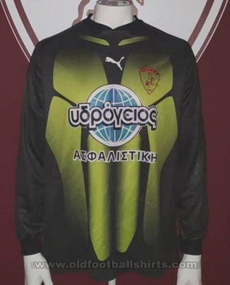 Larissa Goalkeeper football shirt 2004 - 2005