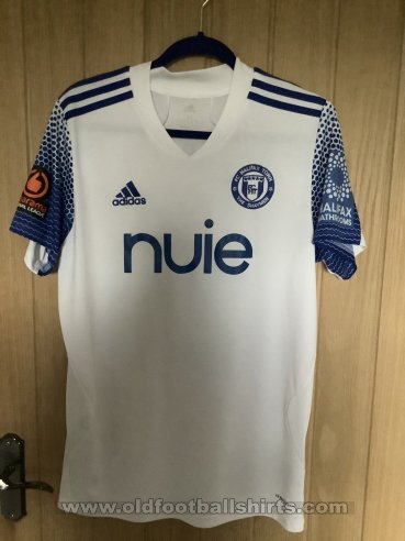 Halifax Town Away baju bolasepak 2021 - 2022