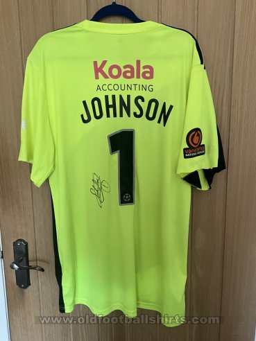 Halifax Town Goalkeeper football shirt 2022 - 2023
