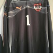 Goalkeeper football shirt 2010 - 2011
