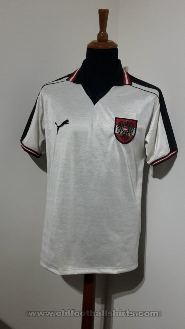 Austria Home Fußball-Trikots 1982 - 1983