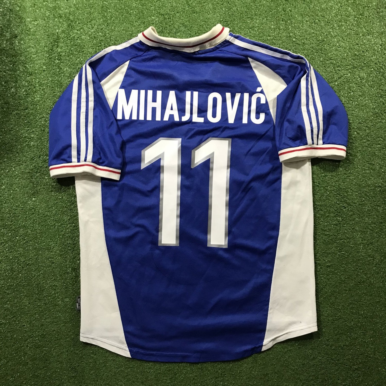 Yugoslavia Home football shirt 2000 2001.
