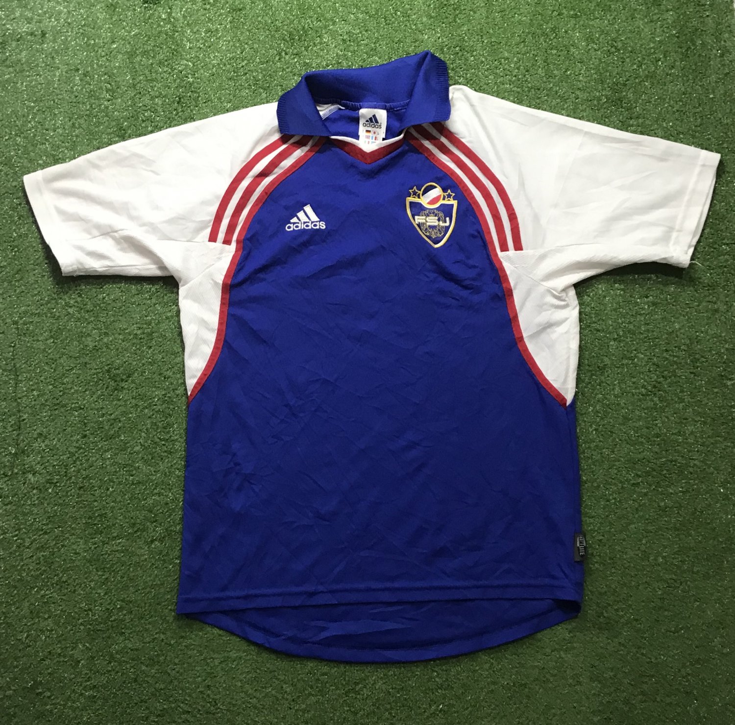 Yugoslavia Training/Leisure football shirt 2000 2002.