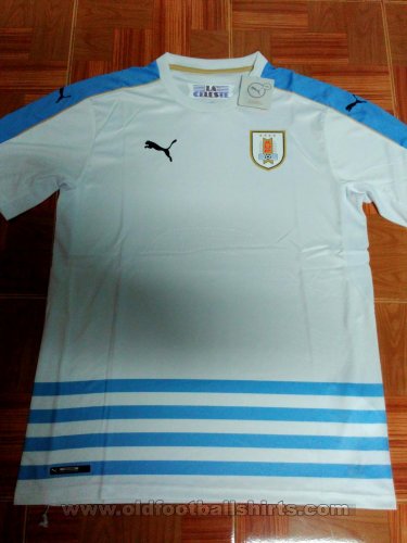 Uruguay Away football shirt 2016 - 2018
