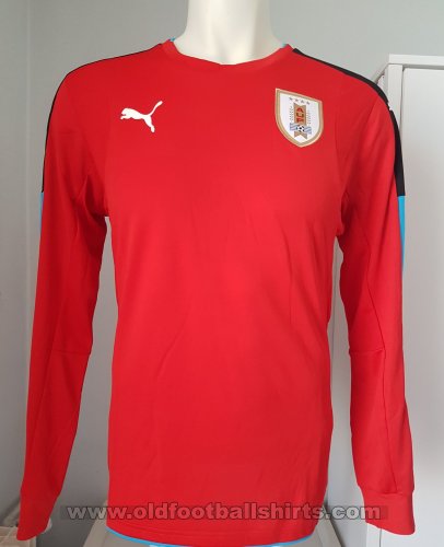 Uruguay Goalkeeper football shirt 2016 - 2018