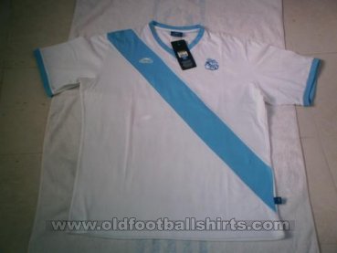 Puebla Spezial Fußball-Trikots 2005 - 2006