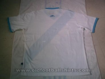 Puebla Spezial Fußball-Trikots 2005 - 2006