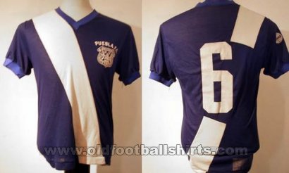 Puebla Away football shirt 1970 - ?