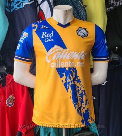 Puebla Away baju bolasepak 2022 - 2023