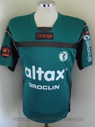 Dyskobolia Grodzisk Wielkopolski Home football shirt 2006 - 2007