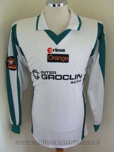 Dyskobolia Grodzisk Wielkopolski Home football shirt 2005 - 2006