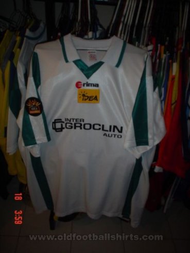 Dyskobolia Grodzisk Wielkopolski Home football shirt 2004 - 2005