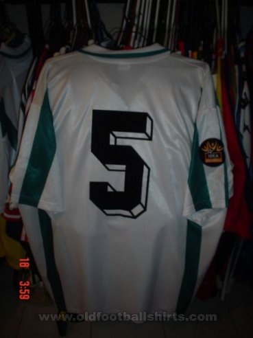 Dyskobolia Grodzisk Wielkopolski Home football shirt 2004 - 2005