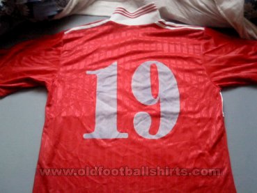 Widzew Lodz Home חולצת כדורגל 1998 - 1999