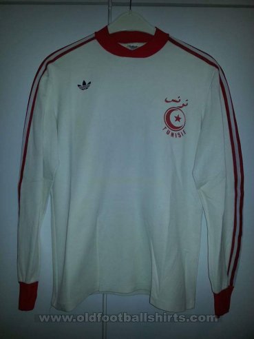 Tunisia Baju piala baju bolasepak 1977 - 1978