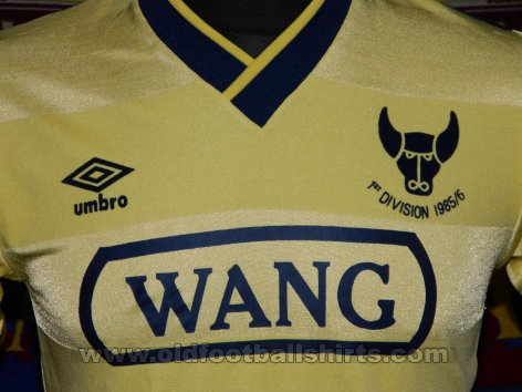 Oxford United Home football shirt 1985 - 1986