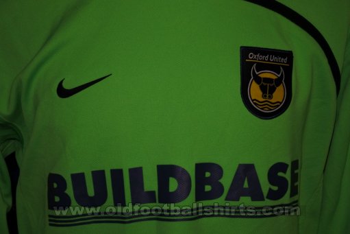 Oxford United Goalkeeper football shirt 2009 - 2010