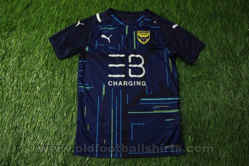 Oxford United Goalkeeper football shirt 2021 - 2022