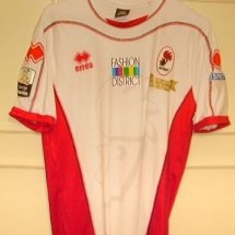 Bari Home football shirt 2012 - 2013 sponsored by Fashion District