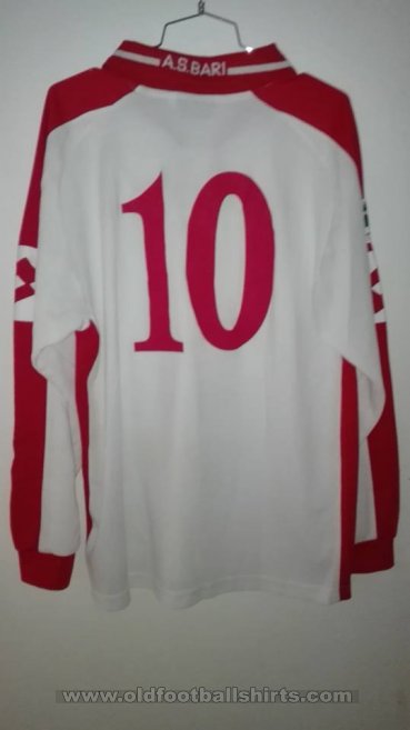 Bari Home football shirt 2002 - 2003