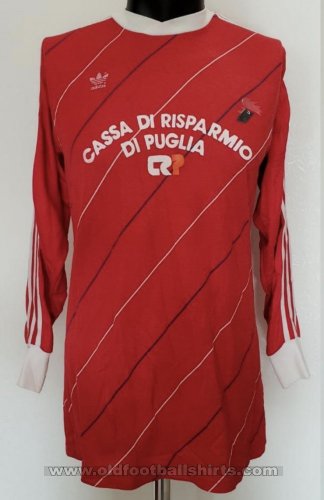 Bari Away football shirt 1986 - 1987