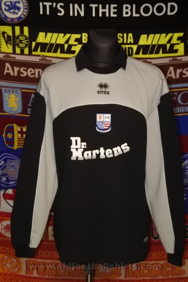 AFC Rushden & Diamonds Goalkeeper football shirt 2001 - 2003