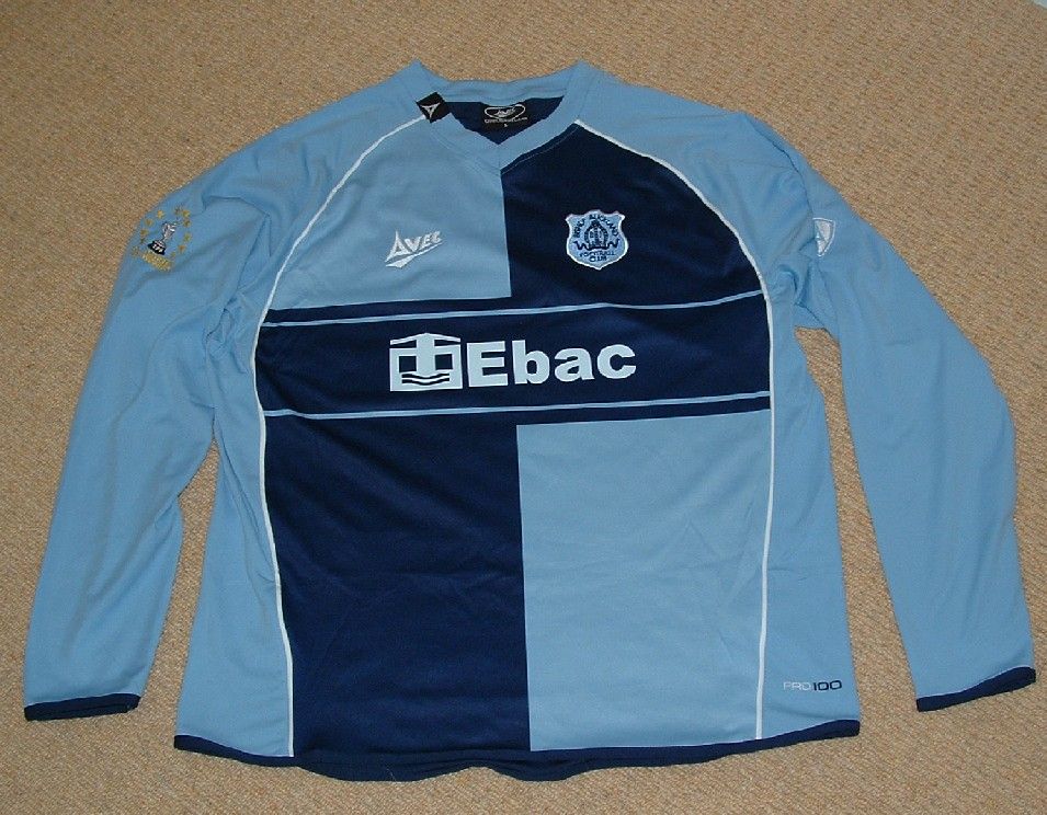 Auckland FC Home football shirt 2005 2007.