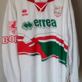 Scarborough Football Club Home football shirt 1997 - 1998 sponsored by Errea