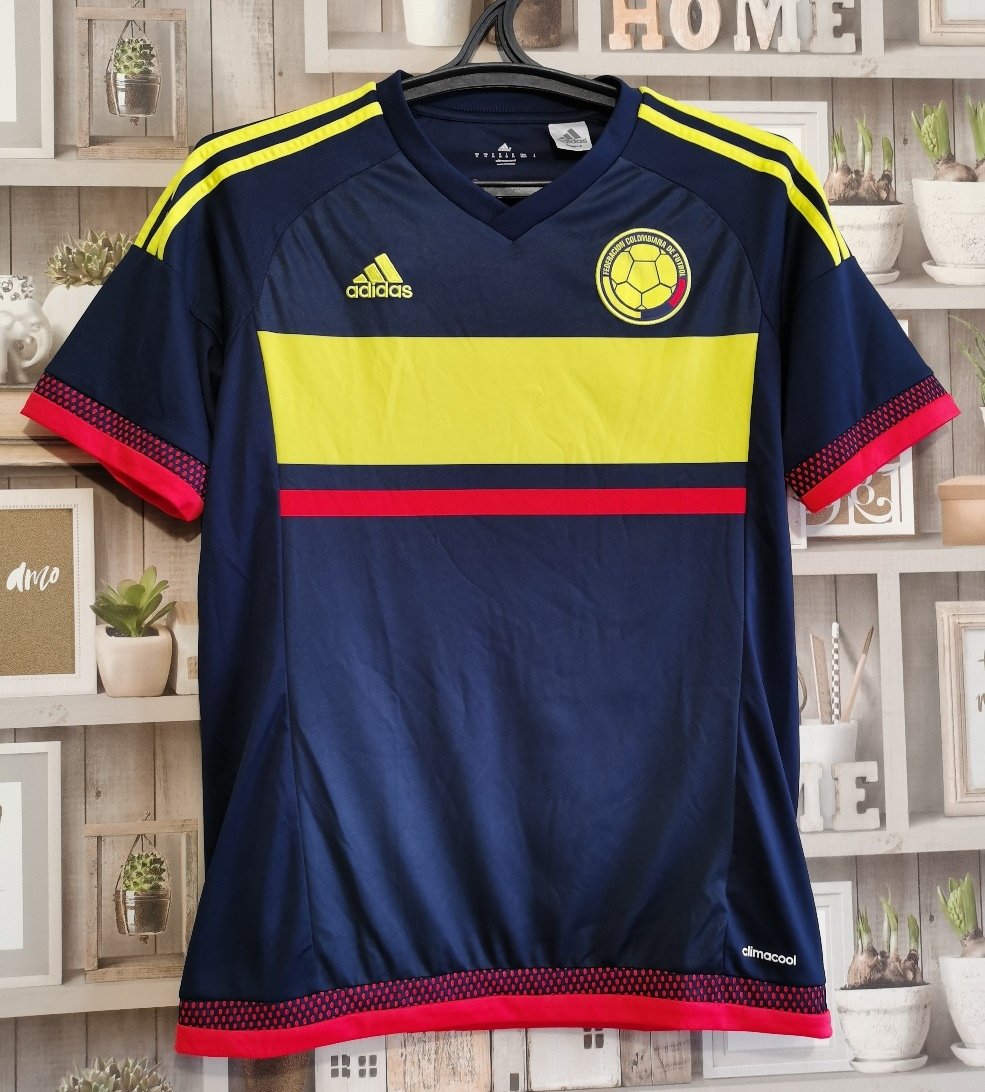 Bajo mandato empleo infraestructura Colombia Visitante Camiseta de Fútbol 2015 - 2016.