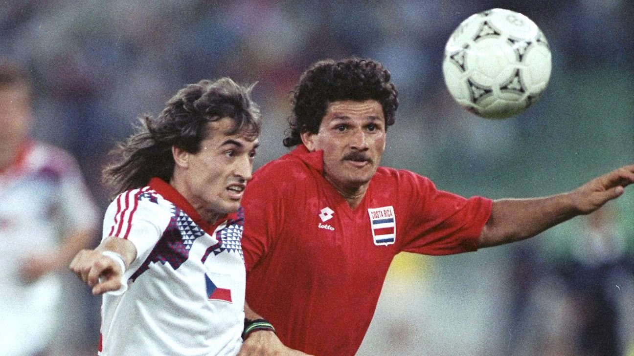 Costa Rica Home football shirt 1990.