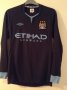 Manchester City Away football shirt 2010 - 2011