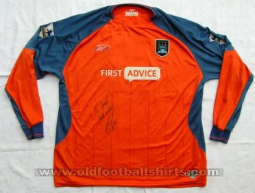 Manchester City Goalkeeper football shirt 2003 - 2004