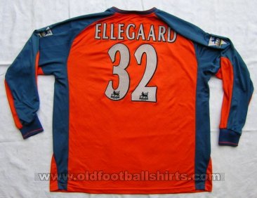 Manchester City Goalkeeper football shirt 2003 - 2004