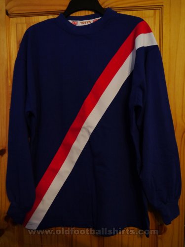 Manchester City Retro Replicas football shirt 1972 - 1975