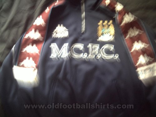 Manchester City Training/Leisure football shirt (unknown year)