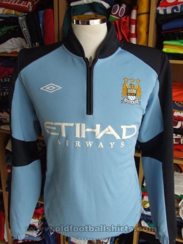 Manchester City Training/Leisure football shirt (unknown year)