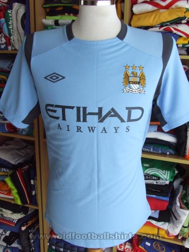Manchester City Training/Leisure football shirt (unknown year)