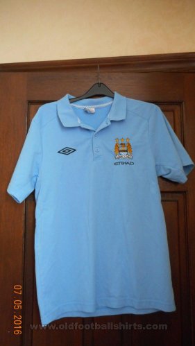 Manchester City Training/Leisure football shirt 2011 - 2012
