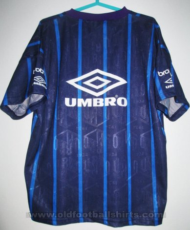 Manchester City Training/Leisure football shirt 1993 - ?