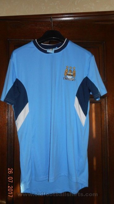 Manchester City Training/Leisure football shirt (unknown year)