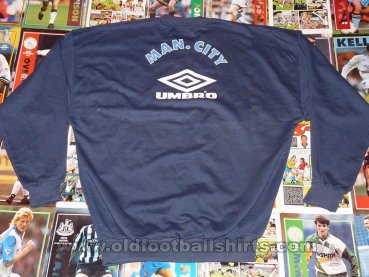 Manchester City Training/Leisure football shirt (unknown year)